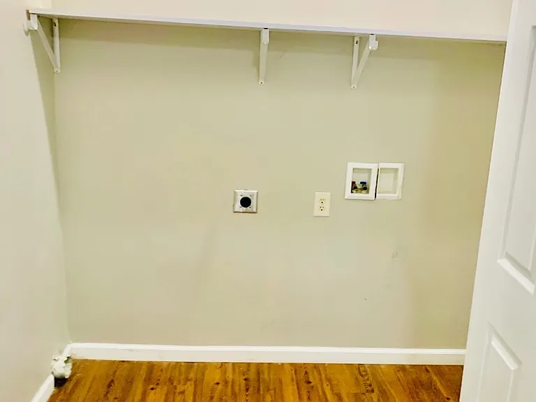 Unit Photo