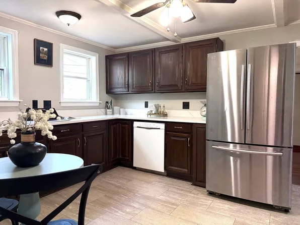 91 Great Woods Rd, Saugus, MA 01906