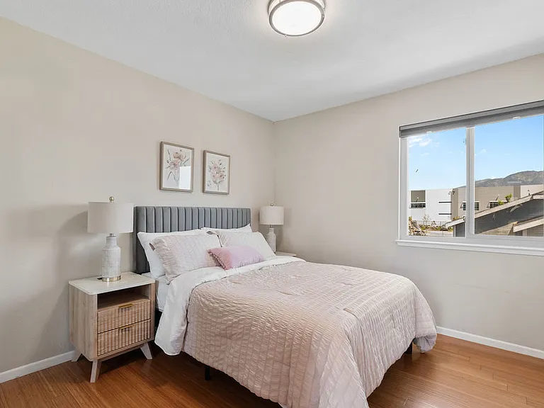 2024 S Bon View Ave #C — Photo 25