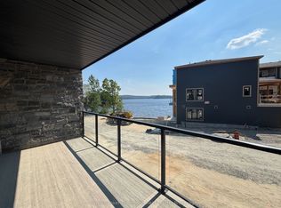245 Crescent Bay Ln, Huntsville, ON P1H 1B9