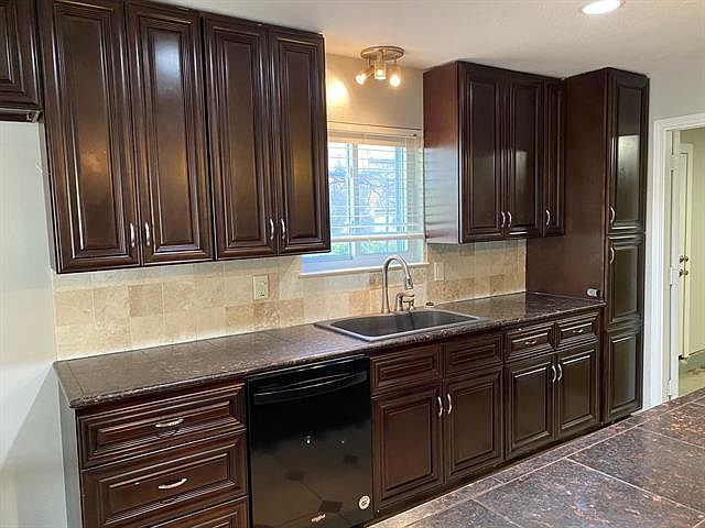 1st image of 617 Walter Hill Dr