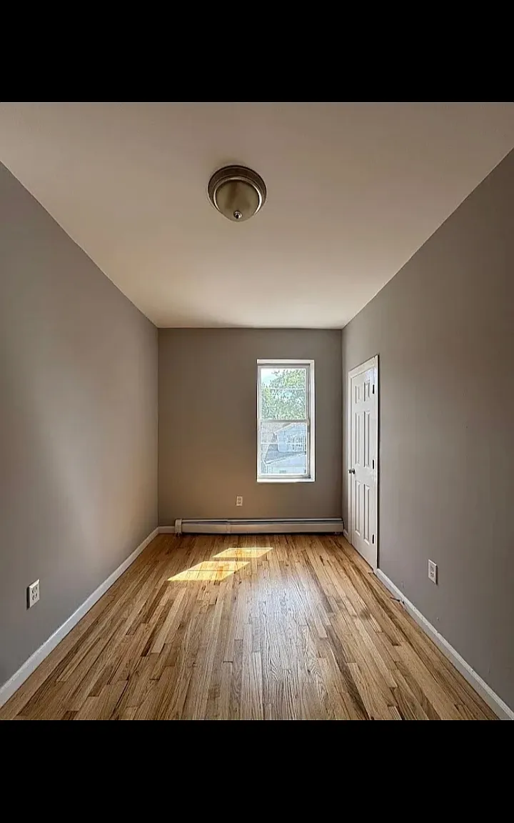 1 bed, $1,500 — Photo 4