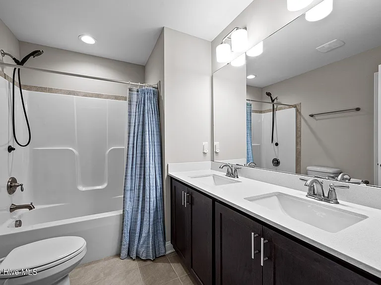 303 Red Cedar Dr — Photo 29