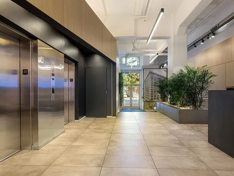 2200 Arch St #705 — Photo 4