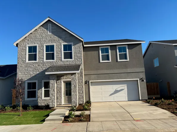 4428 Mecca Ave, Clovis, CA 93619