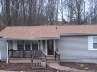 8699 Reedy Creek Rd, Bristol, VA 24202