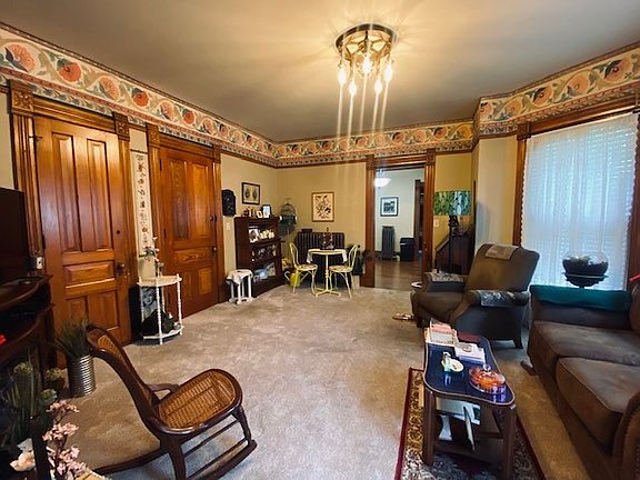 5th image of 232 Woodward Ave APT 3