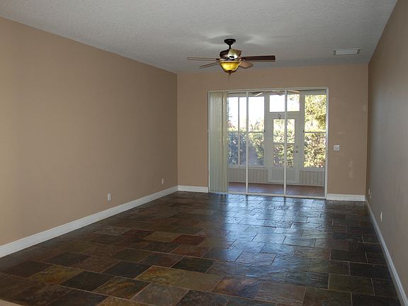 4th image of 54 Sorrento Ct