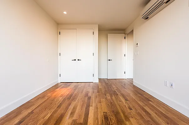 Rented by Nooklyn NYC LLC | media 35