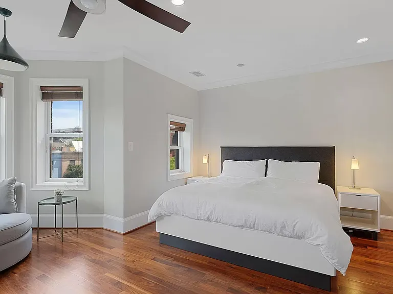 928 T St NW — Photo 19