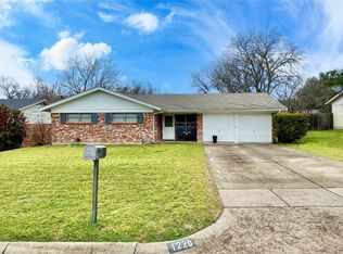 1220 Benbrook Ter, Benbrook, TX 76126