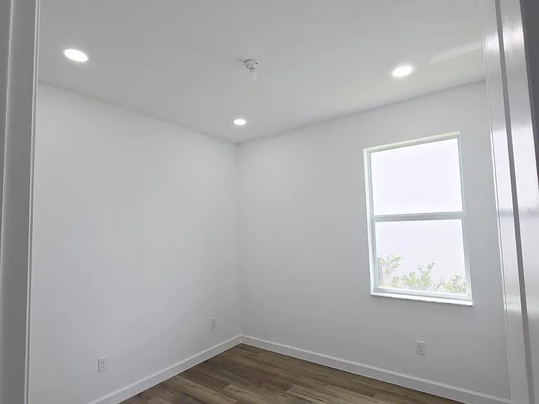 3501 Harborside Ave — Photo 36