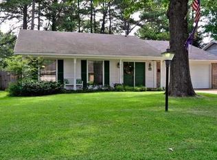 260 Hanging Moss Trl, Shreveport, LA 71106