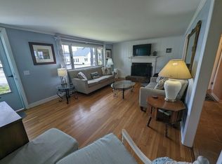 123 Center St #C, Dennis Pt, MA 02639