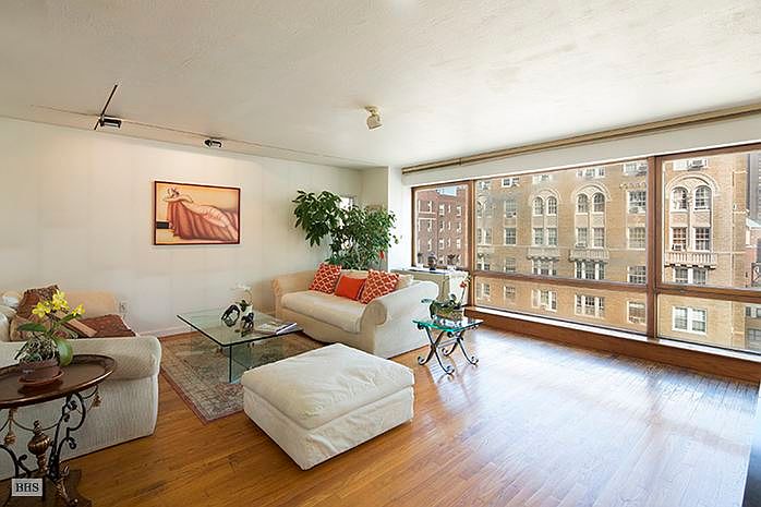 2nd image of 14 E 96th St APT 15