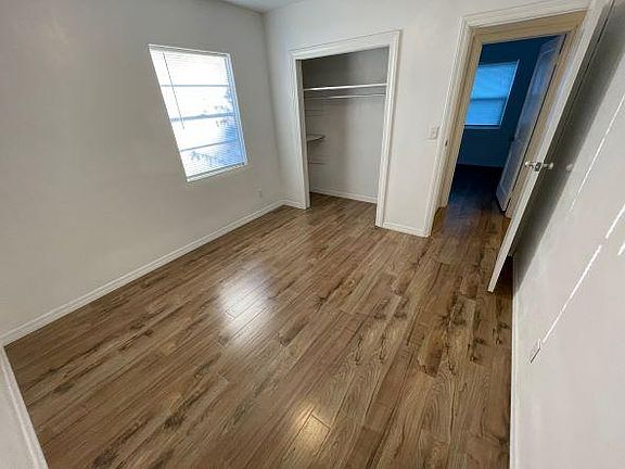 4th image of 2506 Carr St