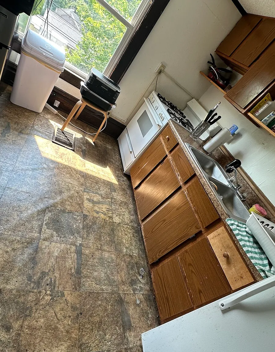751 Willey Street, Unit B — Photo 3