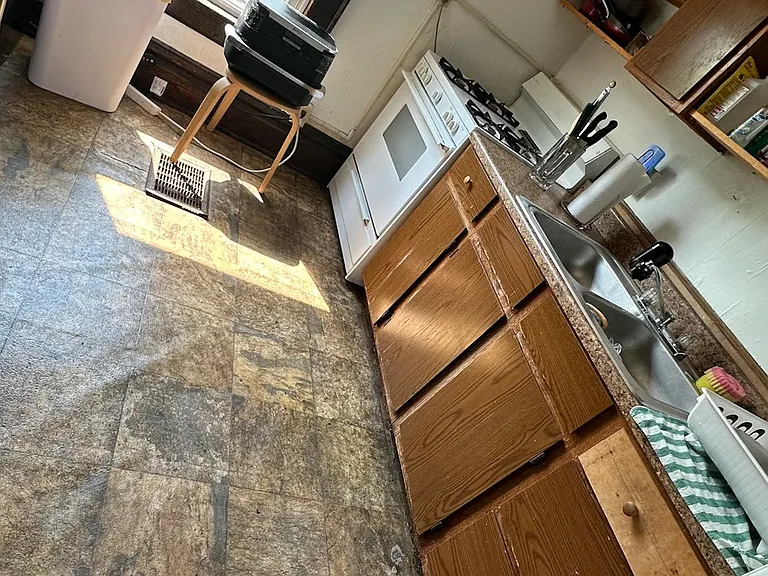 751 Willey St #B — Photo 3