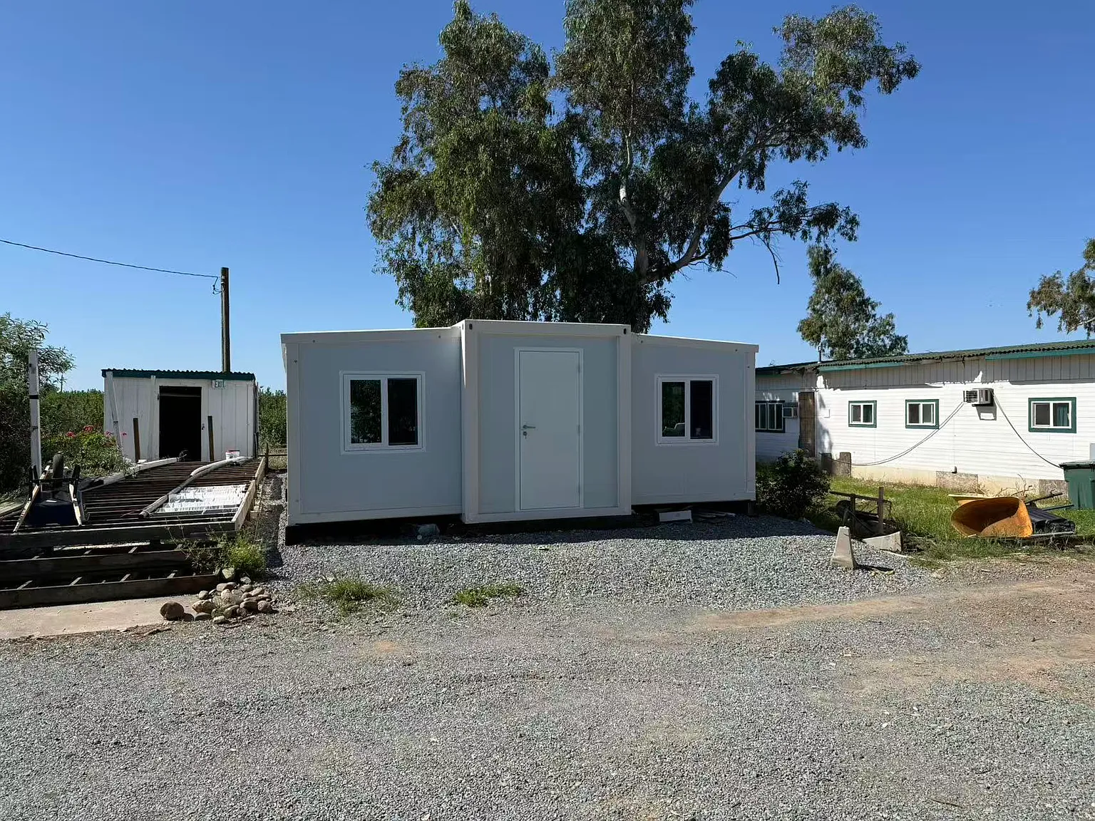 3 bed, 1.5 bath, 750 sqft, $1,800 — Photo 1