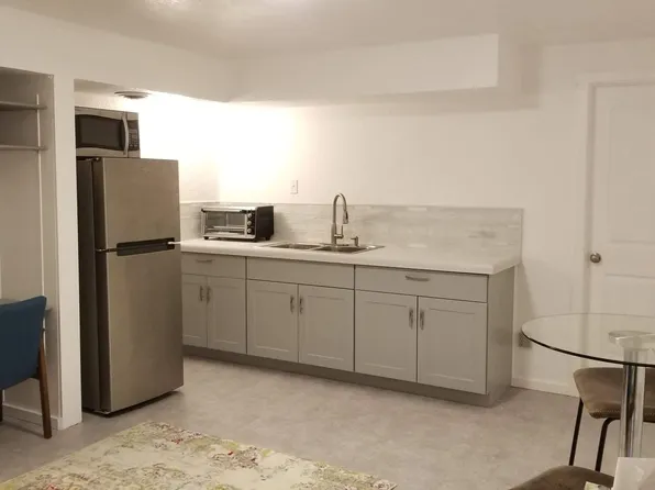 622 Paige Loop E, Los Alamos, NM 87547