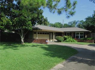 4713 Redstart St, Houston, TX 77035