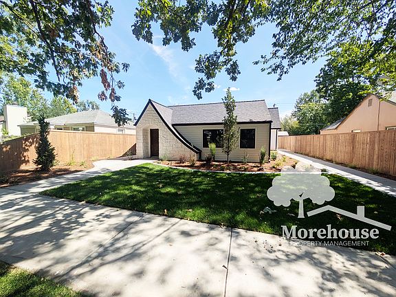 2nd image of 1114 S Longmont Ave