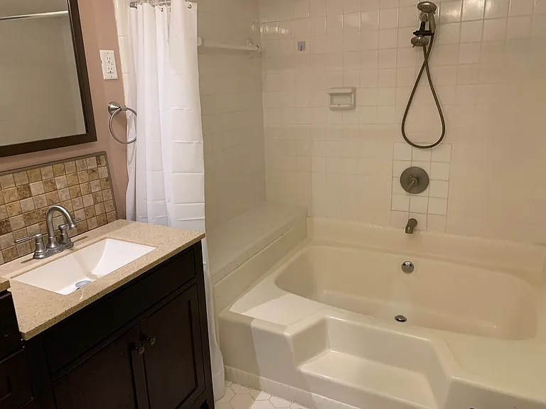 4107 Vern Sikking Rd — Photo 26