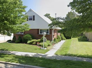 1915 36th St, Kenosha, WI 53140