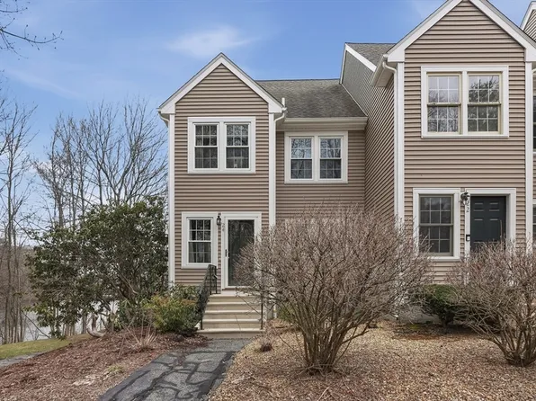 24 Hovey Pond Dr Unit 24, North Grafton, MA 01536