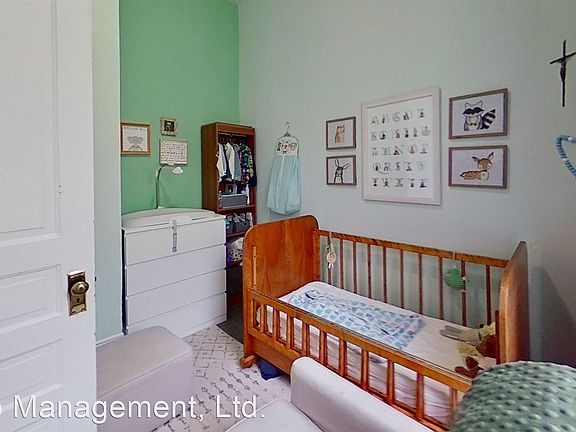 4th image of 3046 N Clifton Ave APT 2F