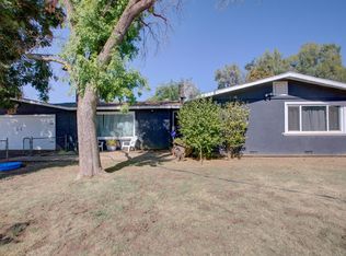 385 S Coffee St, Merced, CA 95341