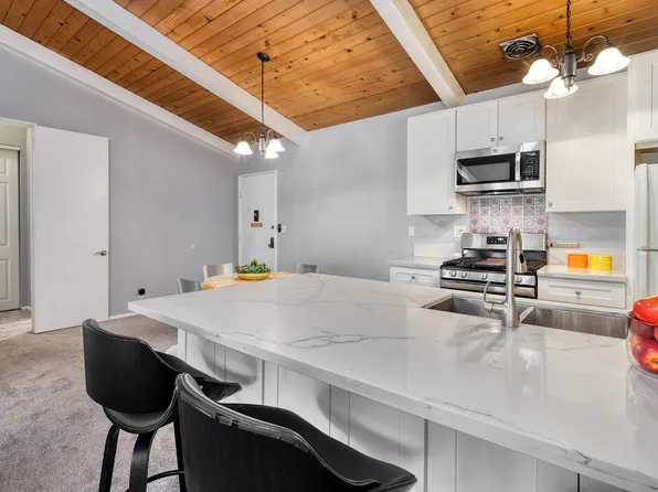 6415 Green Valley Cir Unit 319, Culver City, CA 90230