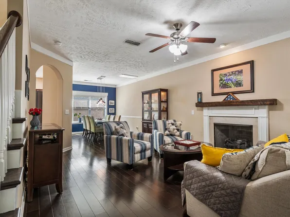 805 Crab Apple Cv, Antioch, TN 37013