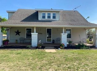 617 E Euclid Ave, Waukomis, OK 73773