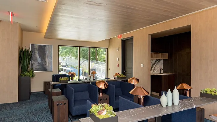 Rented by Nooklyn NYC LLC | media 99