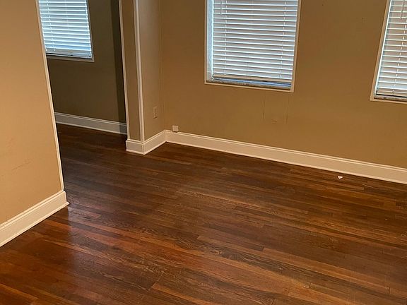3rd image of 2660 Forbes St #1