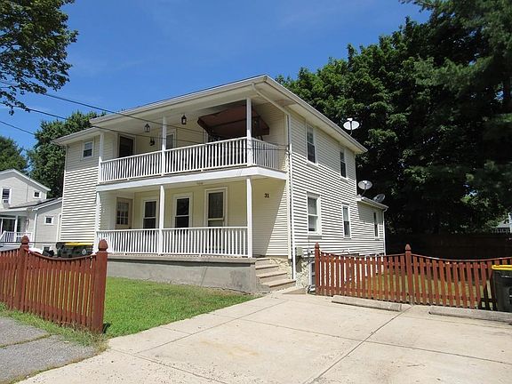 2nd image of 31 Essex St #1