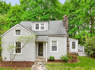 22 Ross Dr, Yorktown Heights, NY 10598