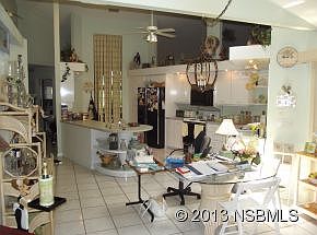 3rd image of 904 Club House Blvd