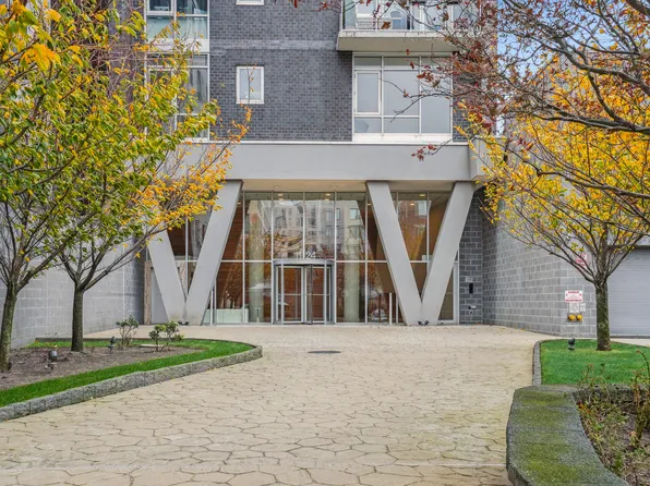 11-24 31st Avenue image 11 of 16