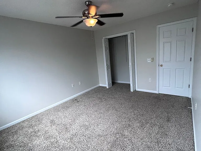164 N Springview Dr — Photo 18