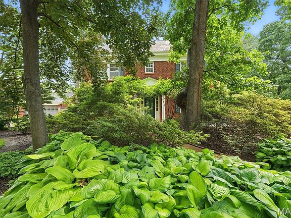 3rd image of 7420 Teasdale Ave