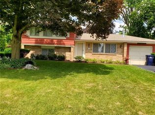 49 Gateway Rd, Rochester, NY 14624