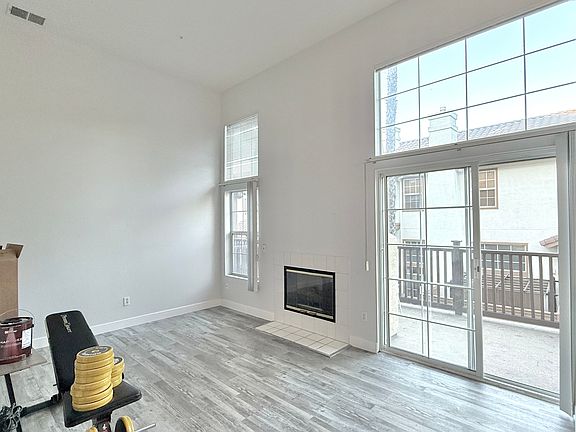 3rd image of 10292 Wateridge Cir Unit 258