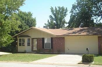 2nd image of 89 Kimberly Ln