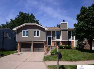 6326 N 115th Avenue Cir, Omaha, NE 68164