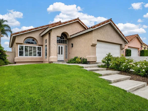 1772 Pinnacle Ct, Vista, CA 92081