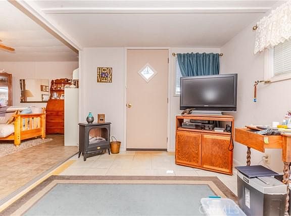 3rd image of 43155 Portola Ave Space 11