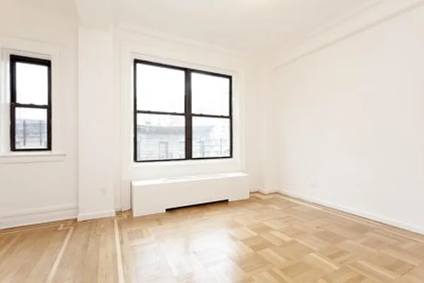 Rented by Raz Realty | media 3