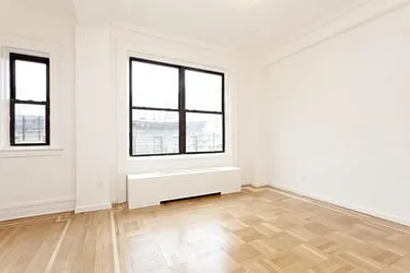 Rented by Raz Realty